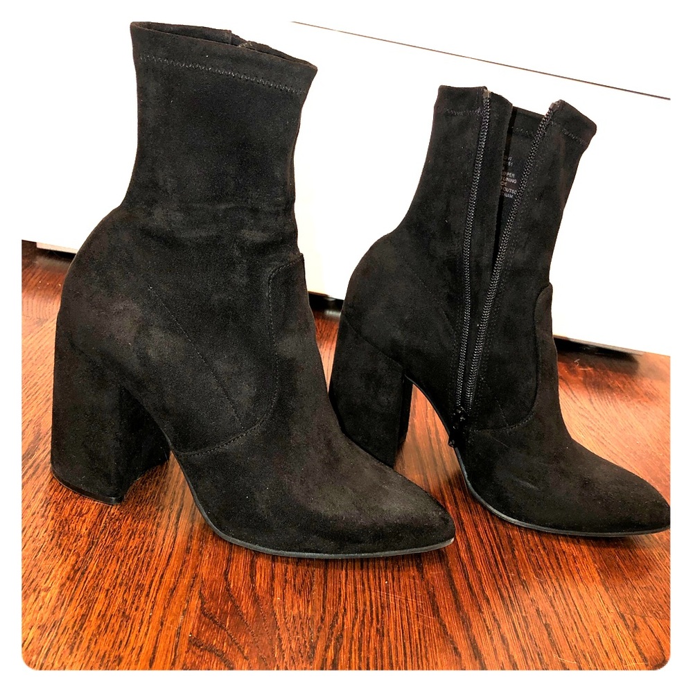 Steve Madden Black Suede Heels🖤